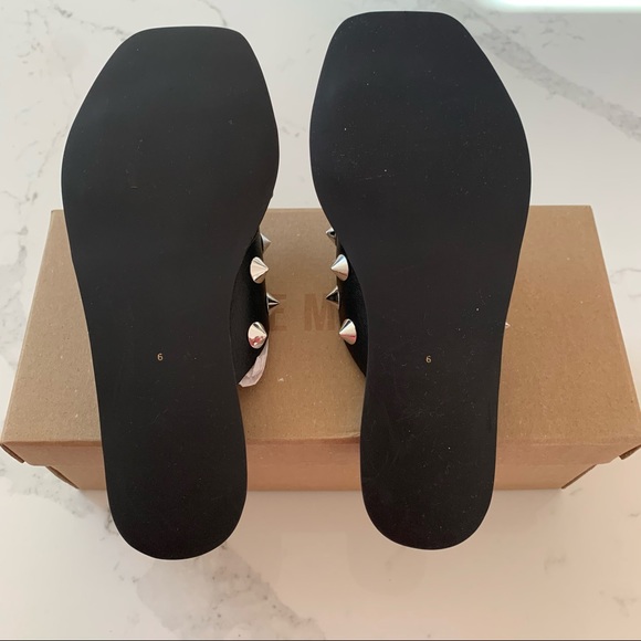 SOLD NEW Steve Madden Spiked Flat Sandals - Picture 2 of 3